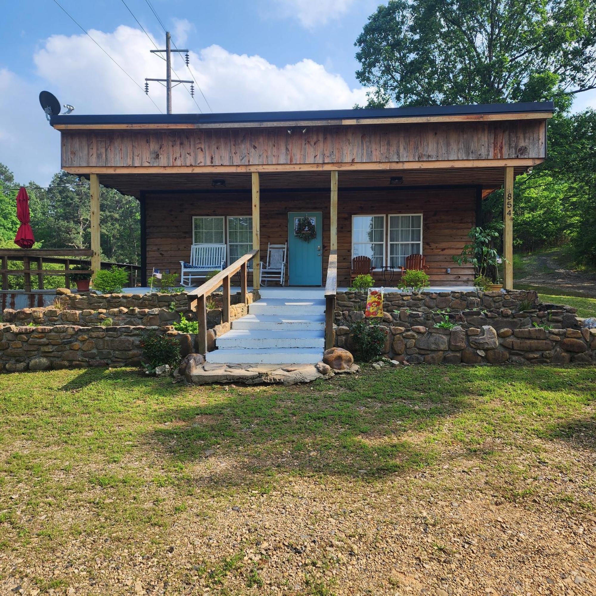 Unique Country Meets Modern!!! *