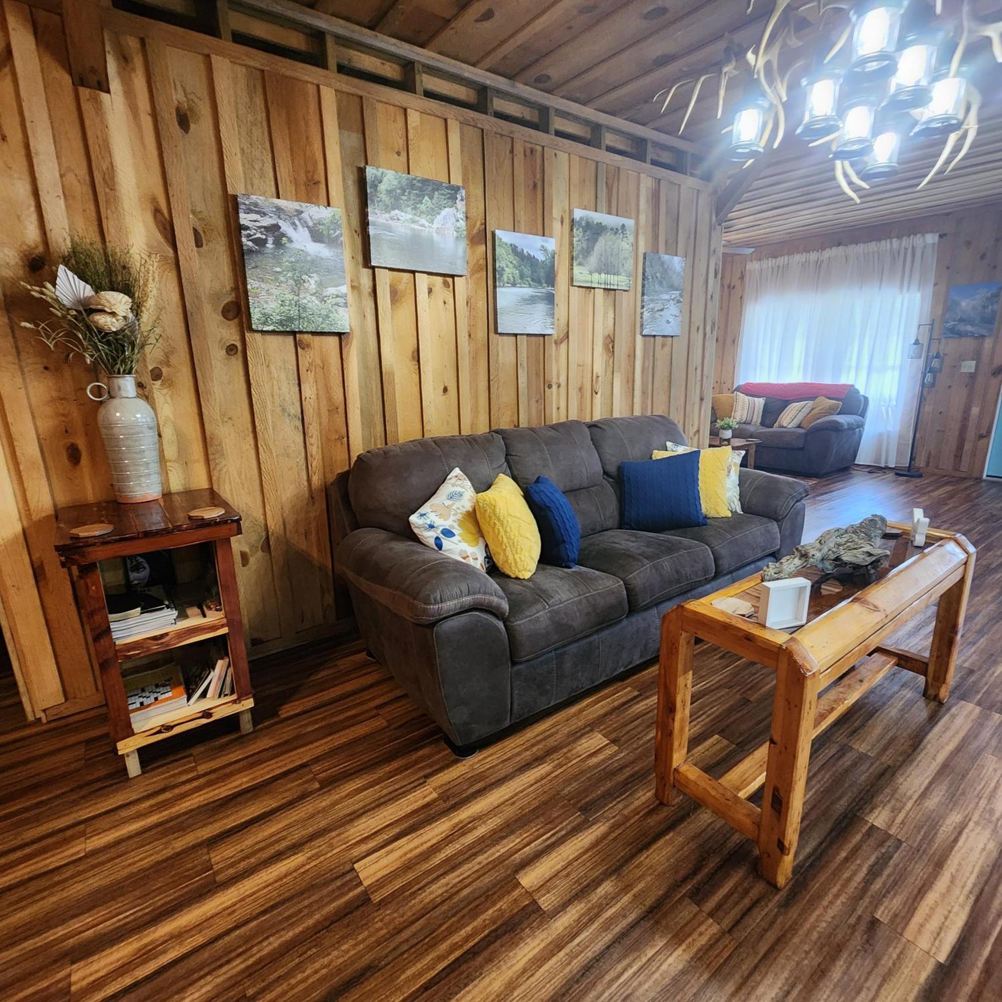 Holiday home Unique Country Meets Modern!!!